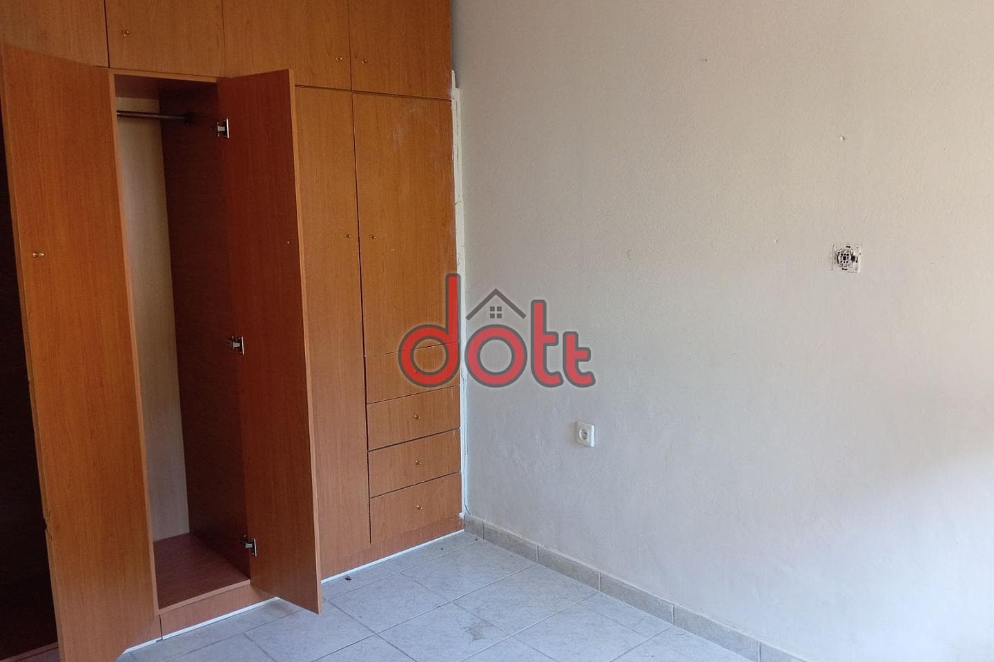 House in Ano Lofos, Peristeri — Photo 5 of 11