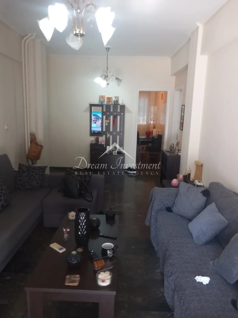 Apartment in akadimia Platonos, Kolonos - Kolokinthous — Photo 2 of 9