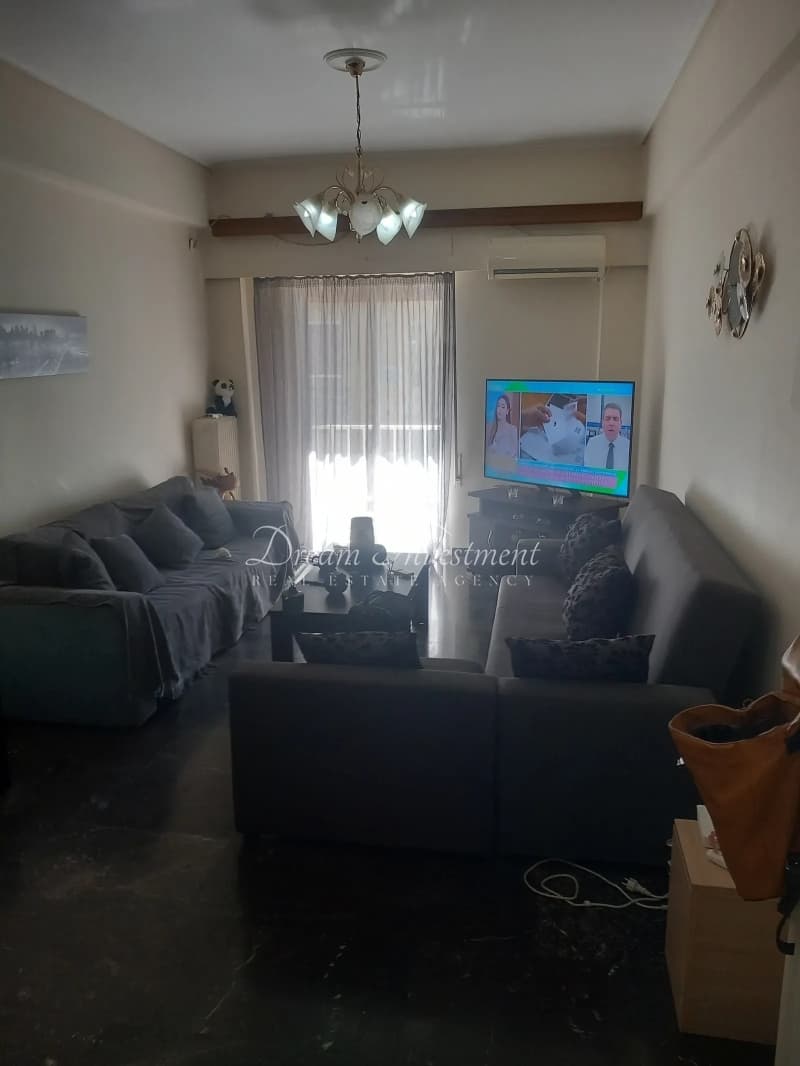 Apartment in akadimia Platonos, Kolonos - Kolokinthous — Photo 1 of 9