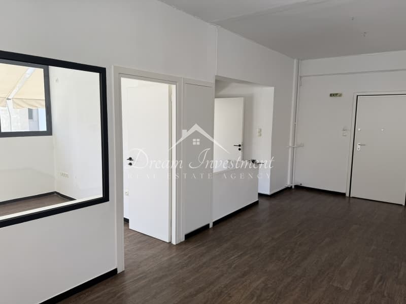Apartment in Palia Vouli, Kentro — Photo 1 of 15