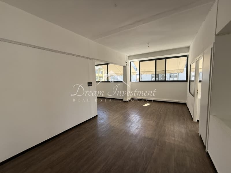 Apartment in Palia Vouli, Kentro — Photo 2 of 15