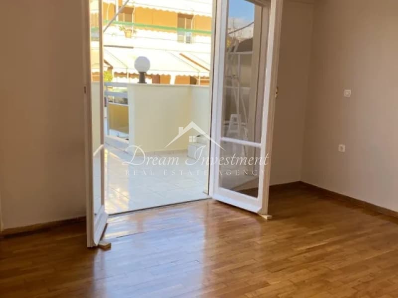 Apartment in Plateia Davaki, Kalithea — Photo 12 of 21