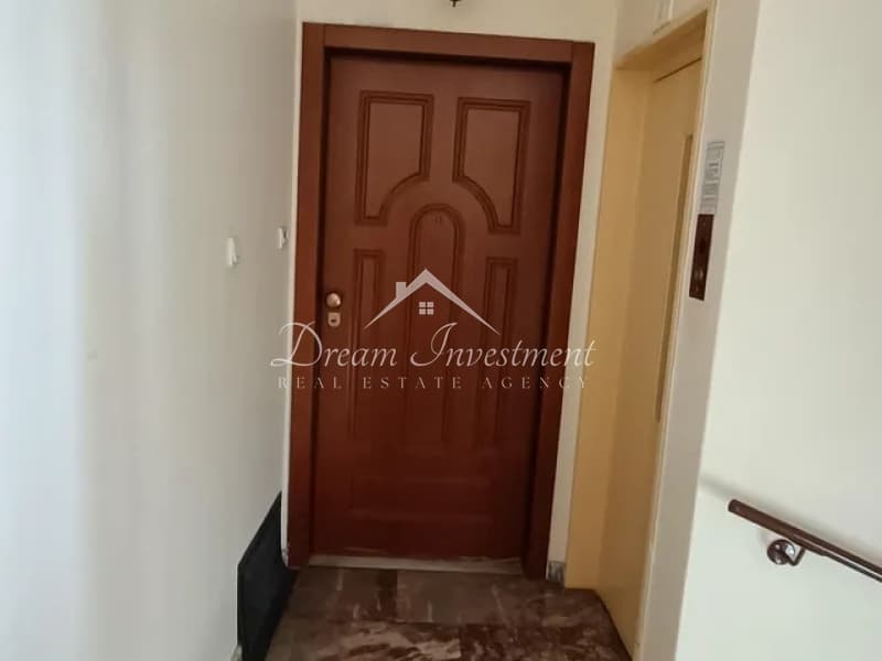 Apartment in Evaggelistria, Piraeus — Photo 3 of 7