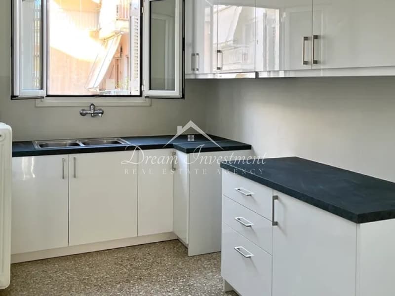 Apartment in Freattida, Piraeus — Photo 3 of 6