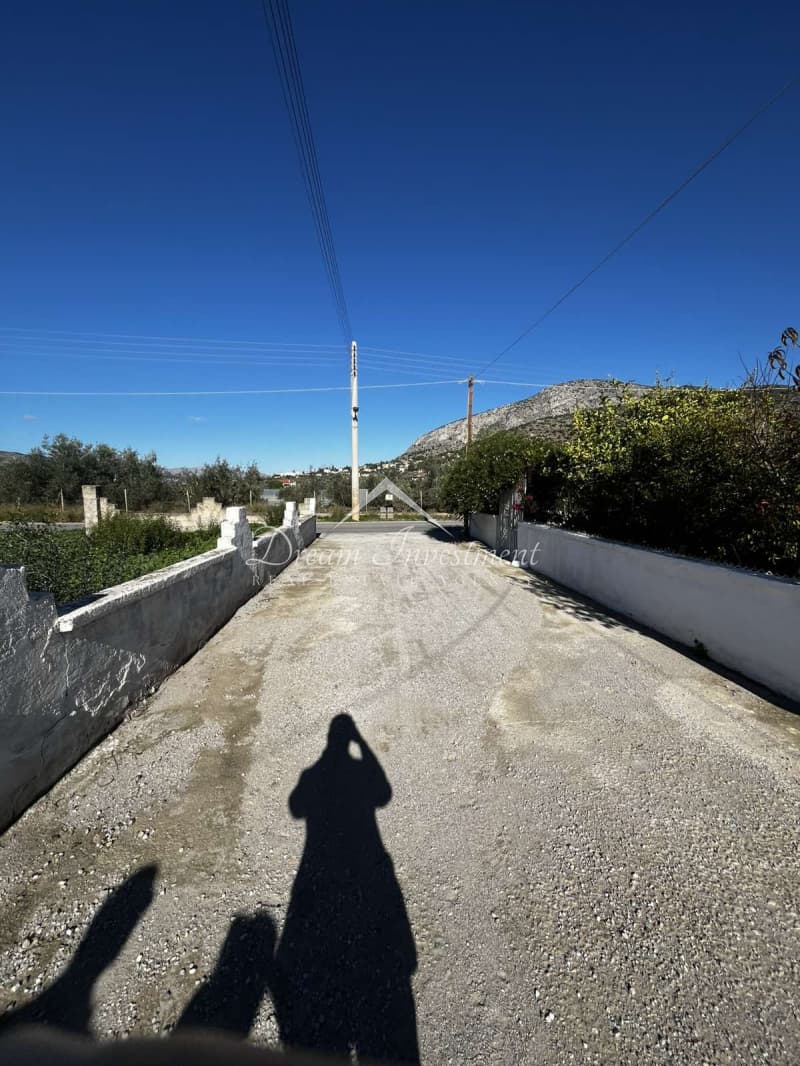 Parcel in Agia Paraskevi, Salamina — Photo 1 of 9