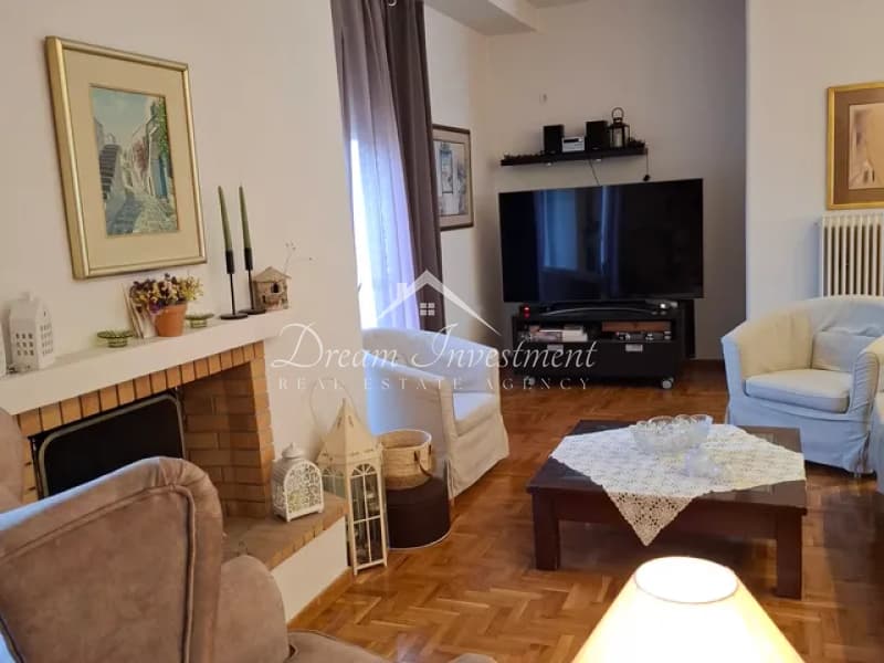 Apartment in Agios Vasileios, Piraeus — Photo 3 of 18