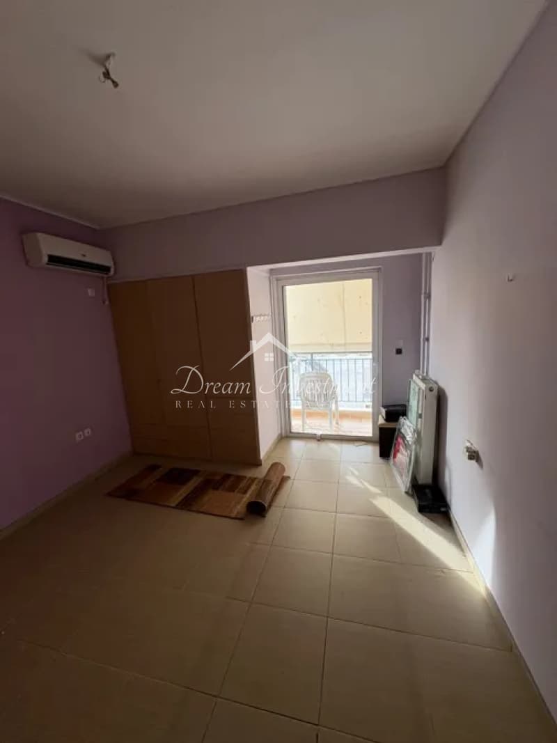 Apartment in Evaggelistria, Piraeus — Photo 8 of 14