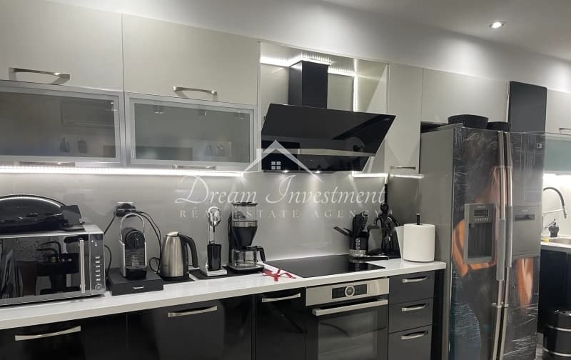 Apartment in Mitropoli, Piraeus — Photo 3 of 7