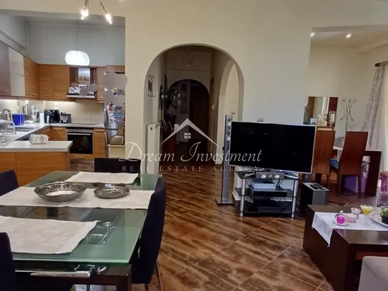 Apartment in Palaia Kokkinia, Piraeus — Photo 3 of 26