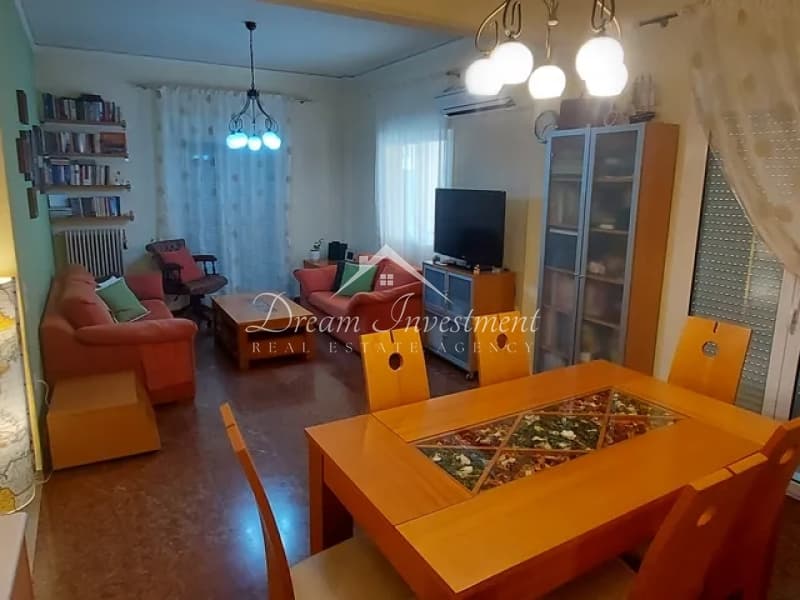 Apartment in Ethnikis Antistaseos, Agios Dimitrios — Photo 1 of 7
