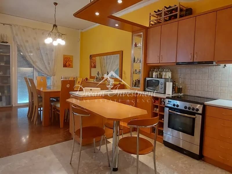 Apartment in Ethnikis Antistaseos, Agios Dimitrios — Photo 2 of 7