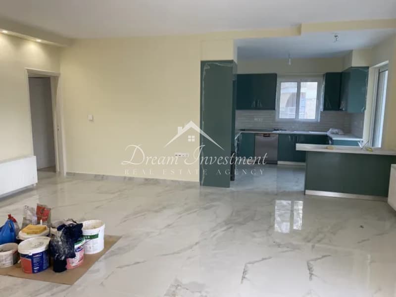 Apartment in Plateia Ntavari, Palaio Faliro — Photo 3 of 9