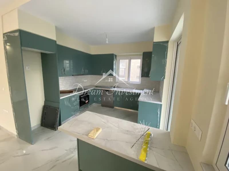 Apartment in Plateia Ntavari, Palaio Faliro — Photo 2 of 9