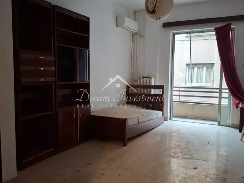 Apartment in Plateia Koliatsou, Patision - Acharnon — Photo 1 of 9