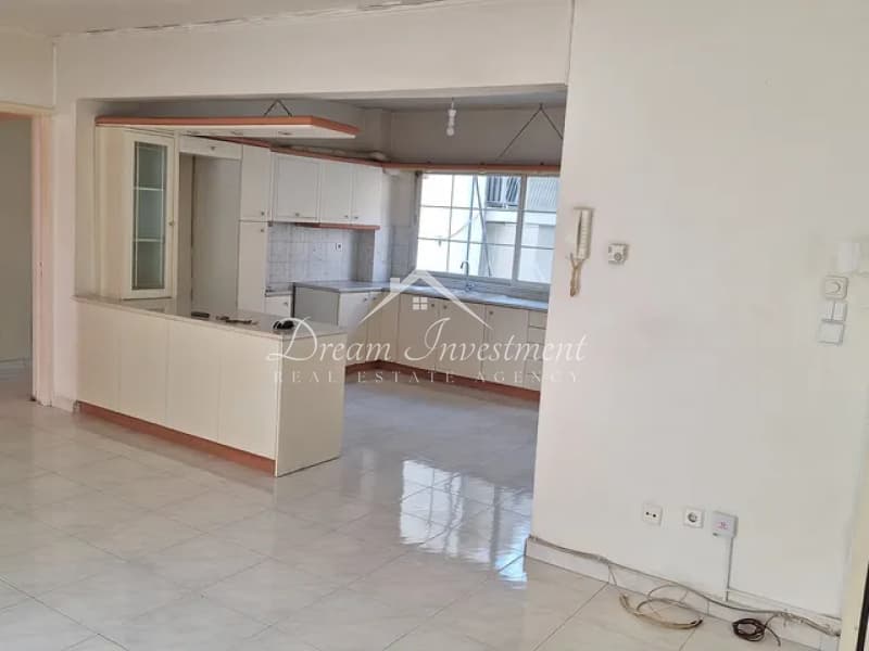 Apartment in Pigada, Piraeus — Photo 2 of 24