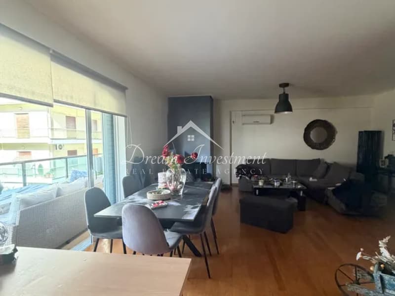 Apartment in Floisvos, Palaio Faliro — Photo 1 of 8