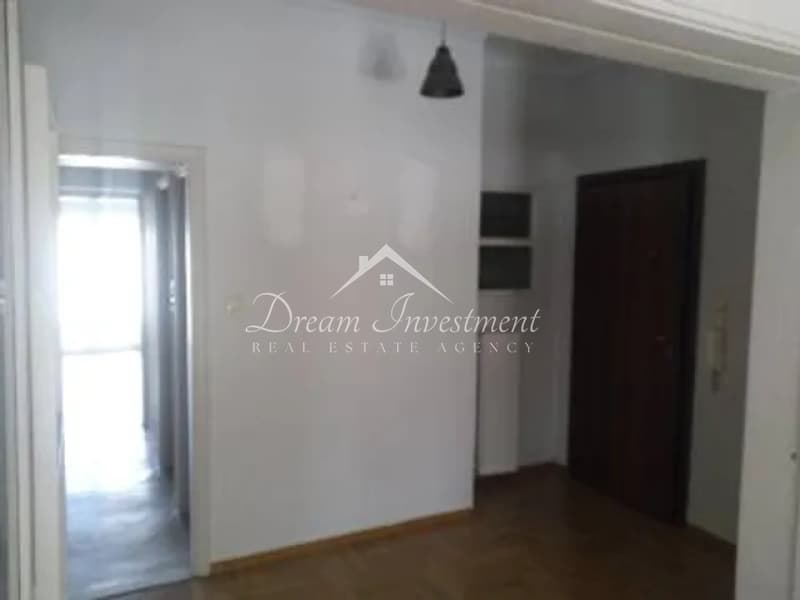 Apartment in Athens Medical School, Goudi — Photo 2 of 8