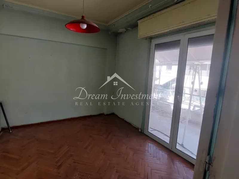 Apartment in Plateia Koliatsou, Patision - Acharnon — Photo 2 of 20