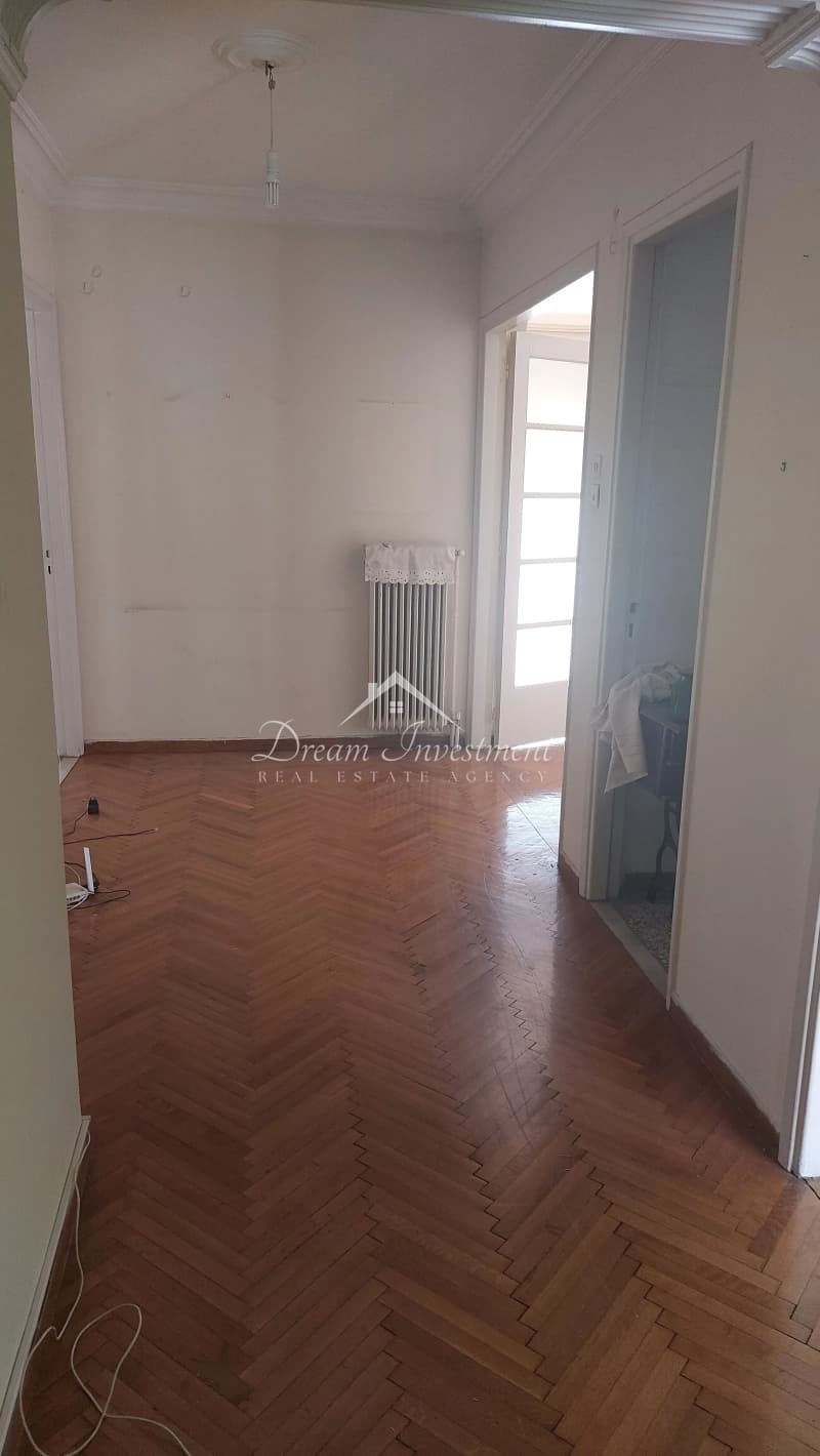 Apartment in Plateia Koliatsou, Patision - Acharnon — Photo 1 of 20