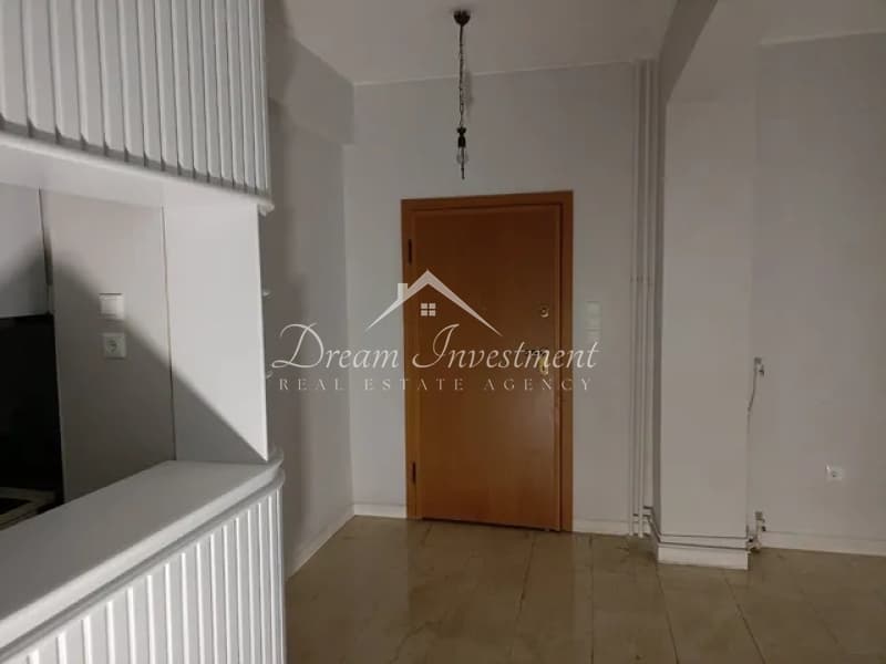 Apartment in Profitis Ilias, Piraeus — Photo 2 of 10