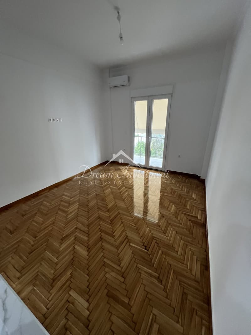 Apartment in Gavros, Moschato — Photo 8 of 15