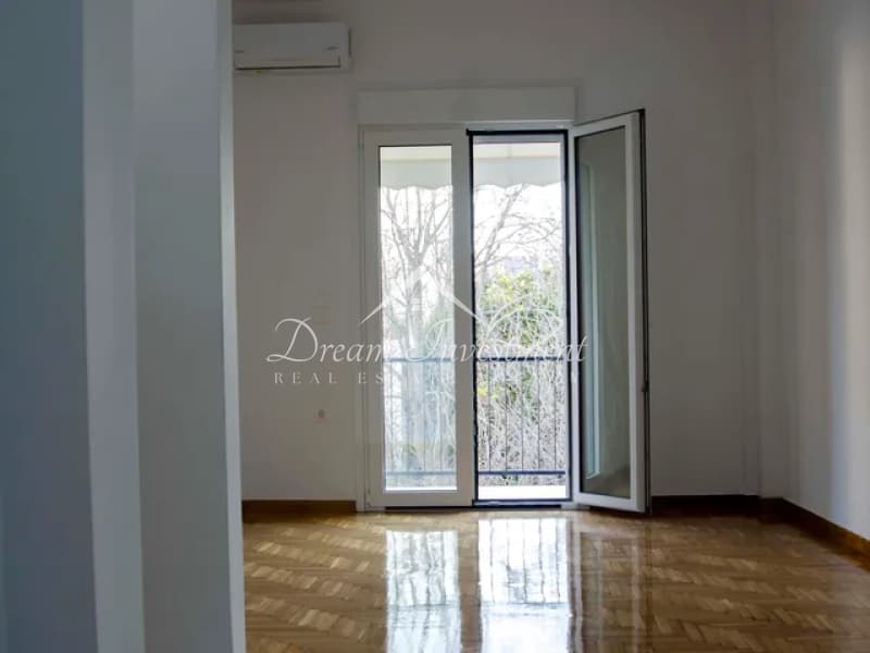 Apartment in Gavros, Moschato — Photo 11 of 15
