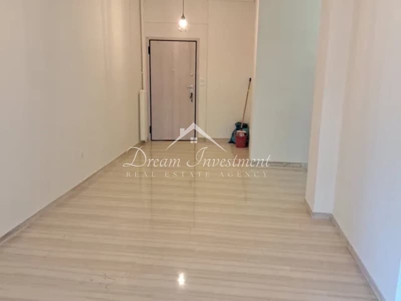 Apartment in Metamorfosi Virona, Vironas — Photo 2 of 14