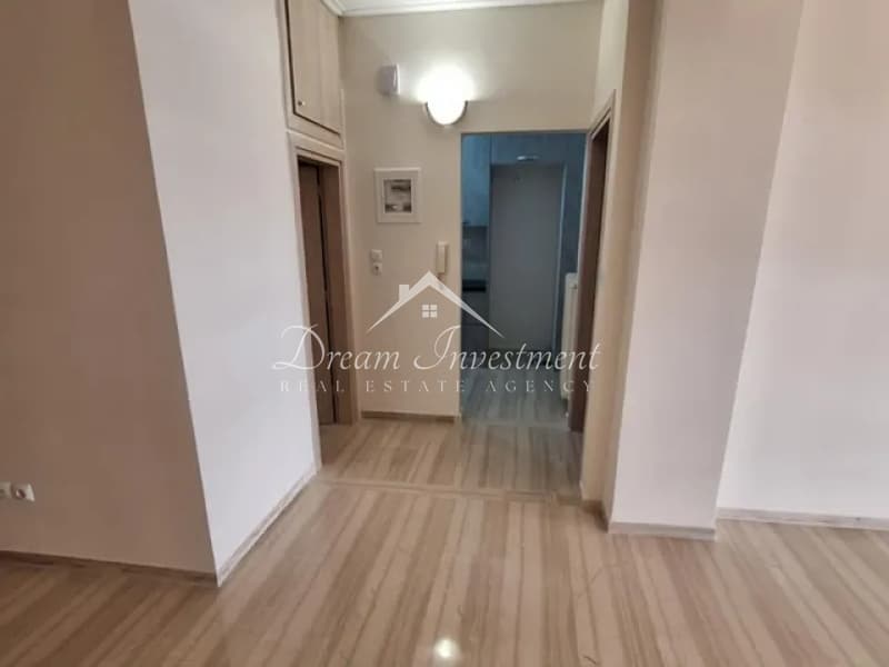 Apartment in Metamorfosi Virona, Vironas — Photo 3 of 14