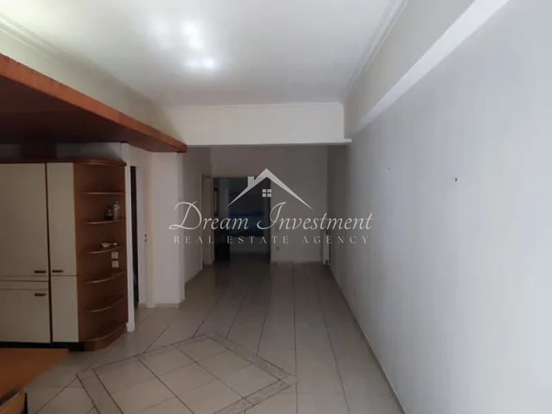 Apartment in Panepistimioupoli, Zografou — Photo 1 of 9