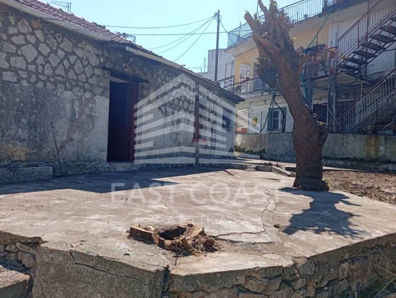 house στην Κομποτιό