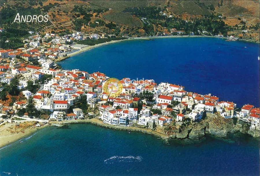 House in Apikia, Andros — Photo 1 of 7