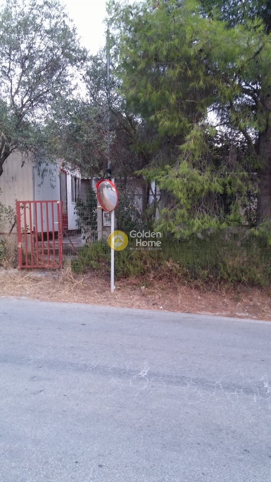 Building Plot in Galazia akti, Kalivia Thorikou — Photo 1 of 4