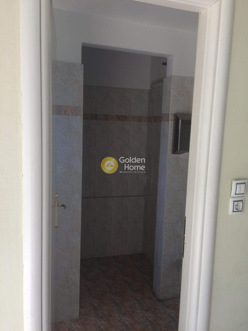 Retail Store in Kanapitsa, Metamorfosi — Photo 4 of 17