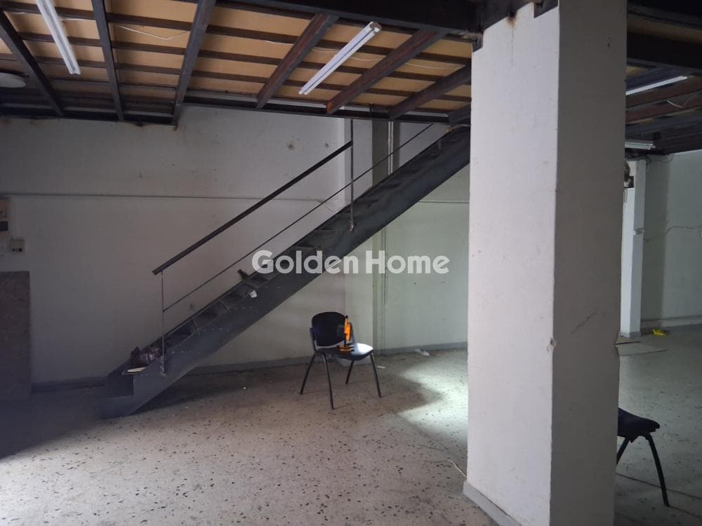 Retail Store in Pigada, Piraeus — Photo 2 of 18
