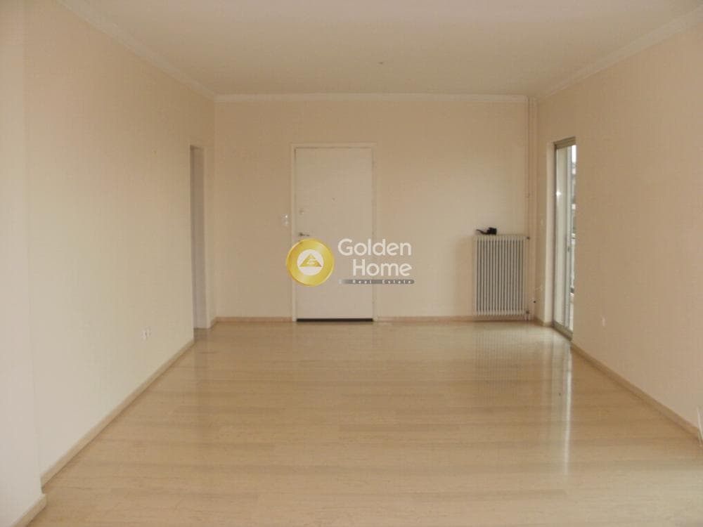 Apartment in Kareas, Vironas — Photo 2 of 8