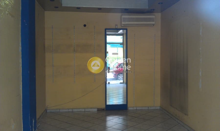 Retail Store in Center, Kaisariani — Photo 4 of 12