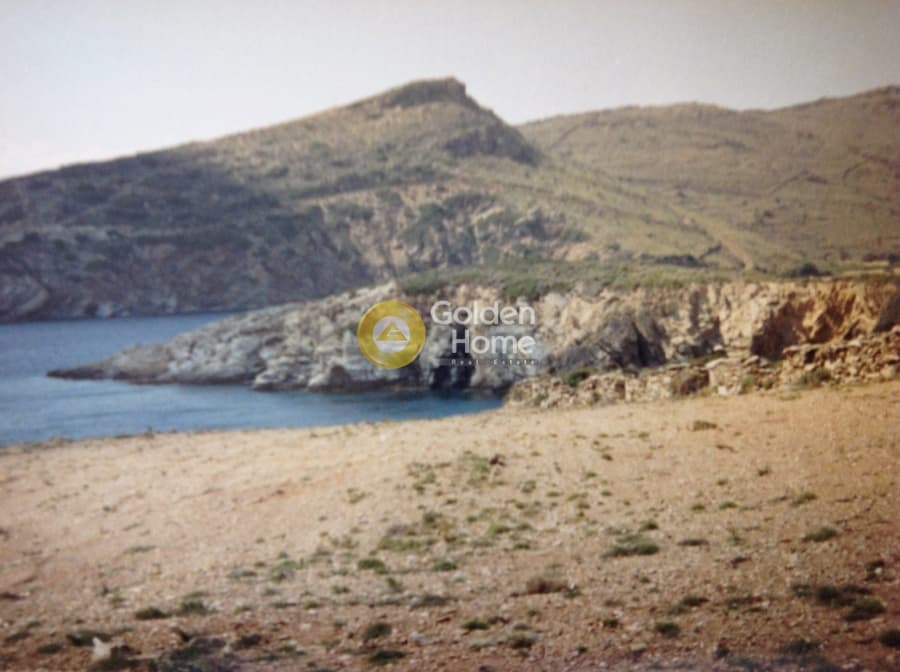 Building Plot in Kato Fellos, Andros — Photo 1 of 2