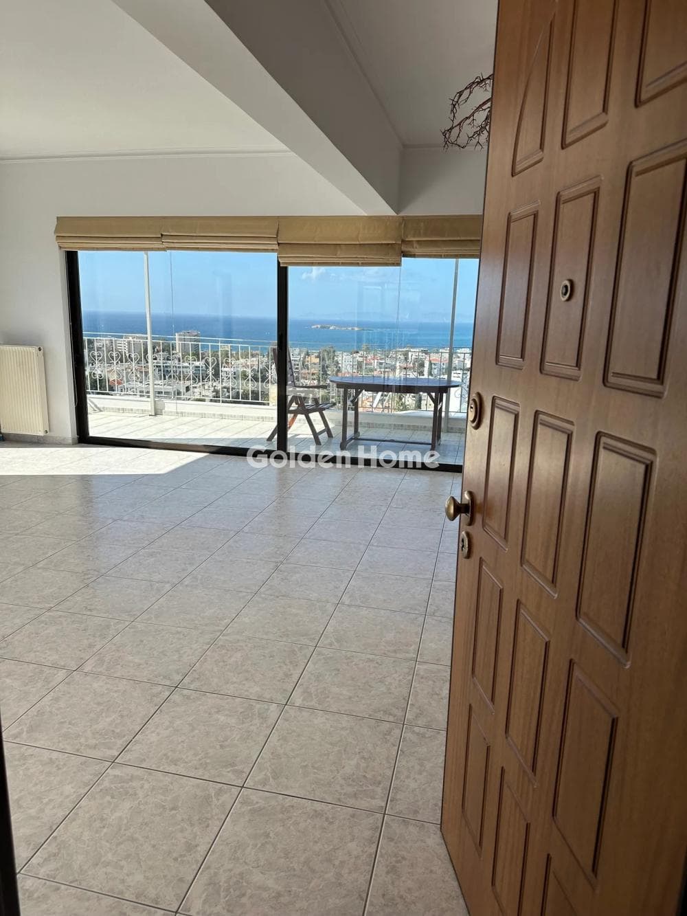 Apartment in Pigadakia, Vouliagmeni — Photo 2 of 11