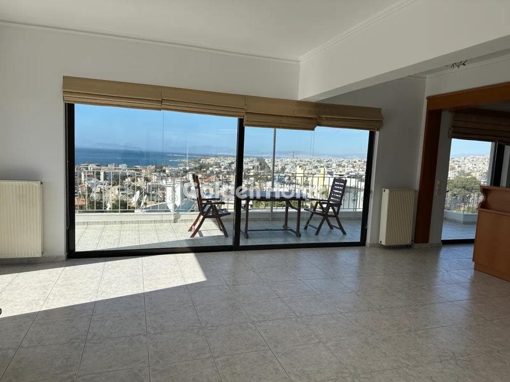 Apartment in Pigadakia, Vouliagmeni — Photo 3 of 11