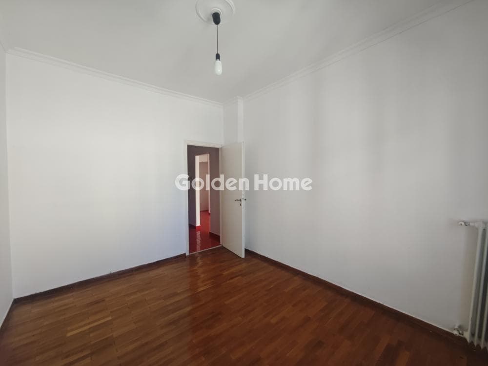 Apartment in Politechnioupoli, Zografou — Photo 17 of 27