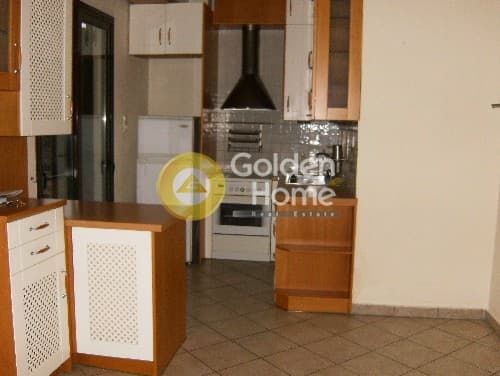 Apartment in Gavros, Moschato — Photo 2 of 9