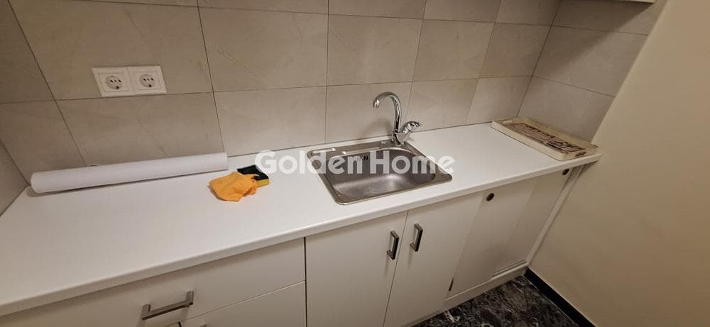 Office in Soutsou, Ilisia — Photo 8 of 36