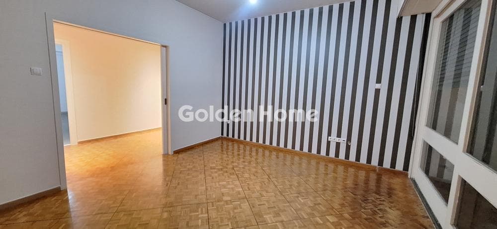 Office in Soutsou, Ilisia — Photo 19 of 36
