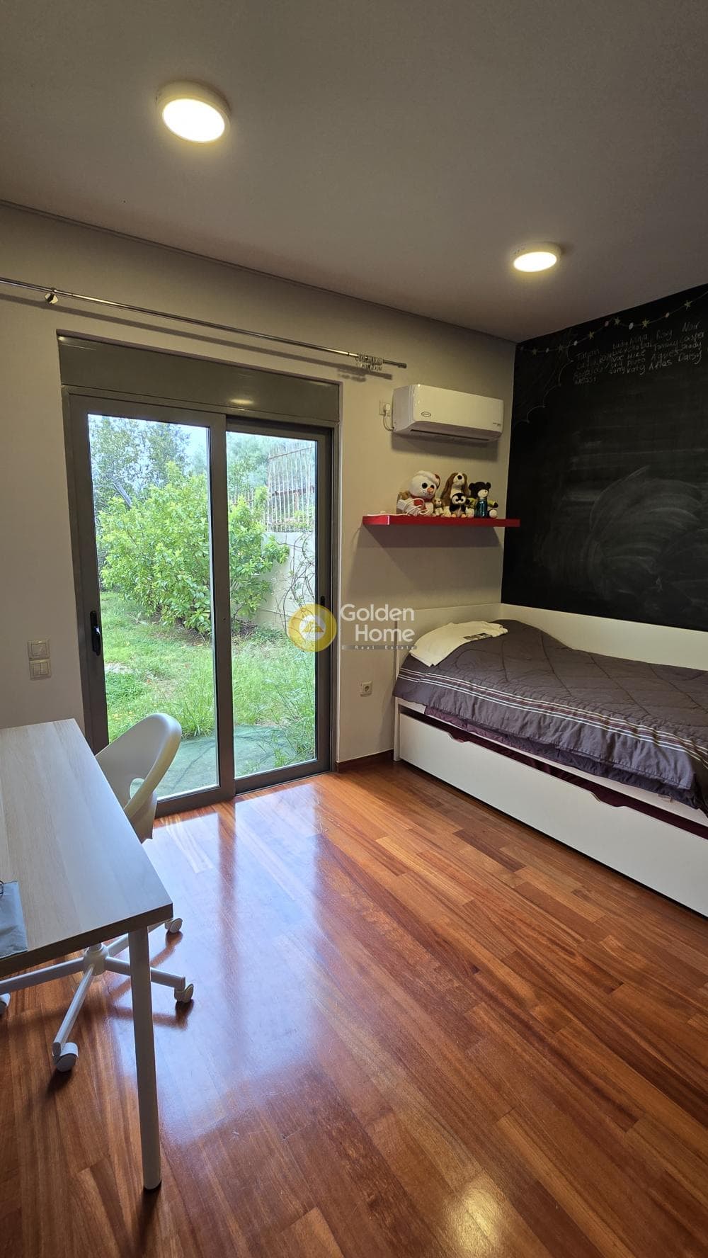 Apartment in Pigadakia, Voula — Photo 30 of 34