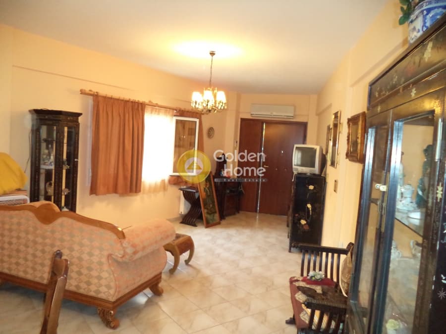 Apartment in Center, Aigeira — Photo 1 of 11