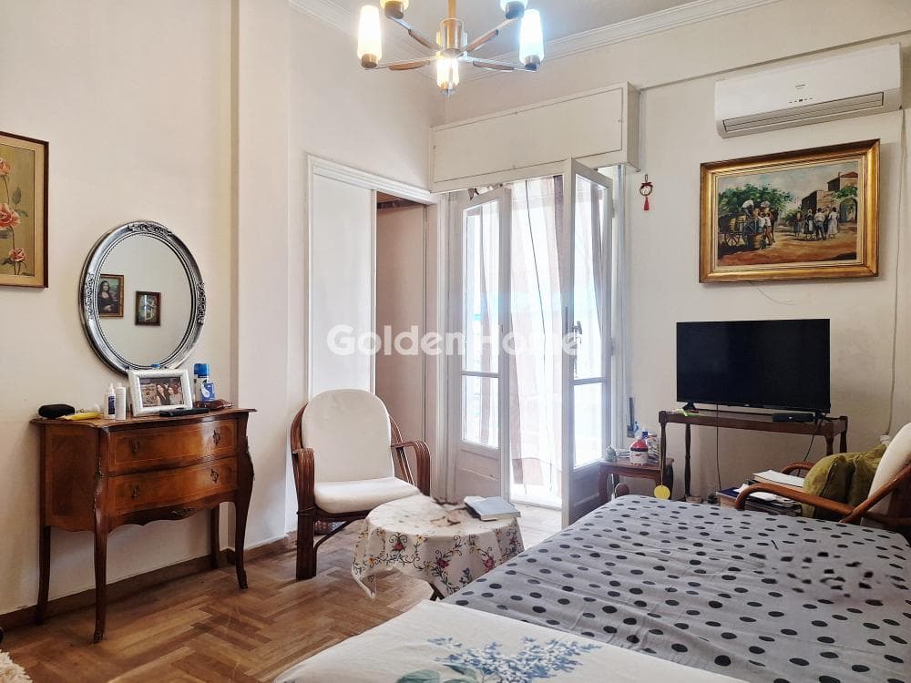 Apartment in Osios Loukas, Patisia — Photo 2 of 14