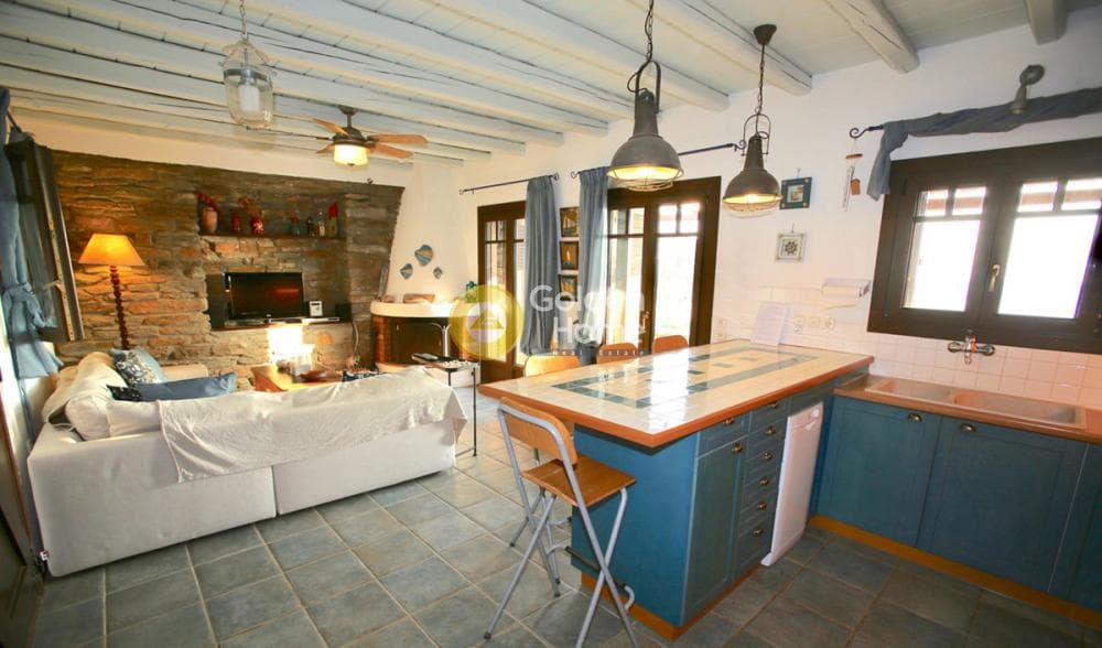 House in Pisses, Kea — Photo 10 of 39