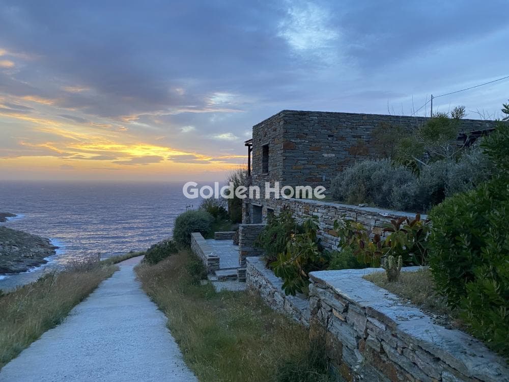 House in Pisses, Kea — Photo 1 of 54