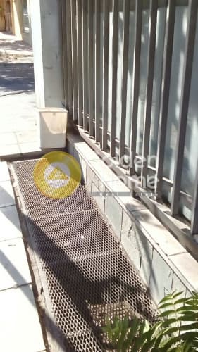 Κατάστημα στην Αγία Σοφία, Πειραιάς — Φωτογραφία 2 από 2