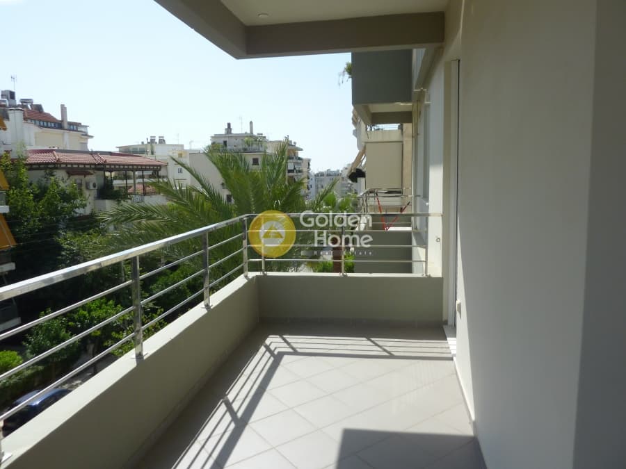 Apartment in Ampelakia, Alimos — Photo 1 of 19